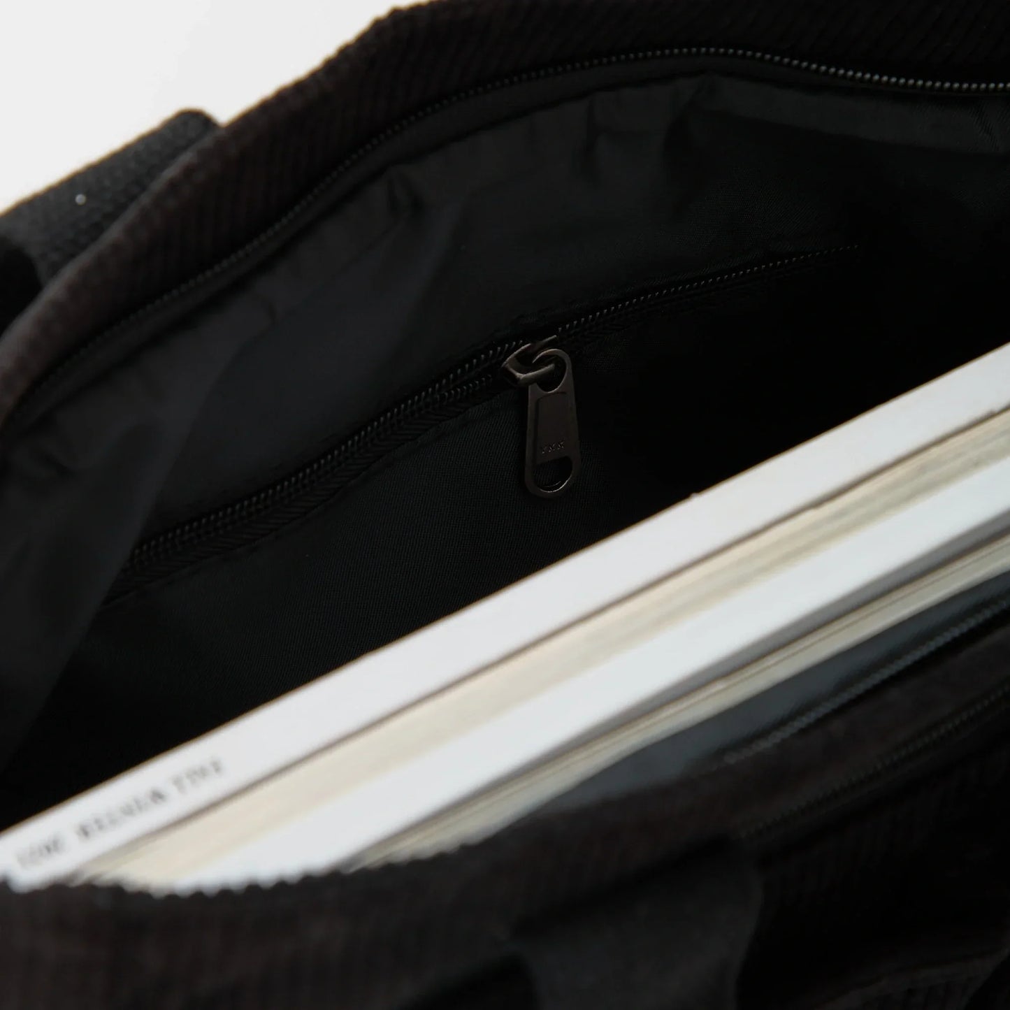 Eloura | Crossbody Bag